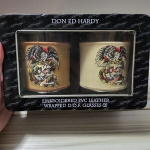 DON ED HARDY EMBROIDERED PVC LEATHER WRAPPED PINT GLASSES SET OF 2